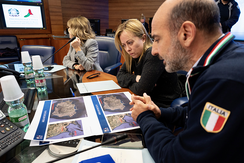 Il Presidente del Consiglio Giorgia Meloni e il Direttore Operativo Luigi D'Angelo